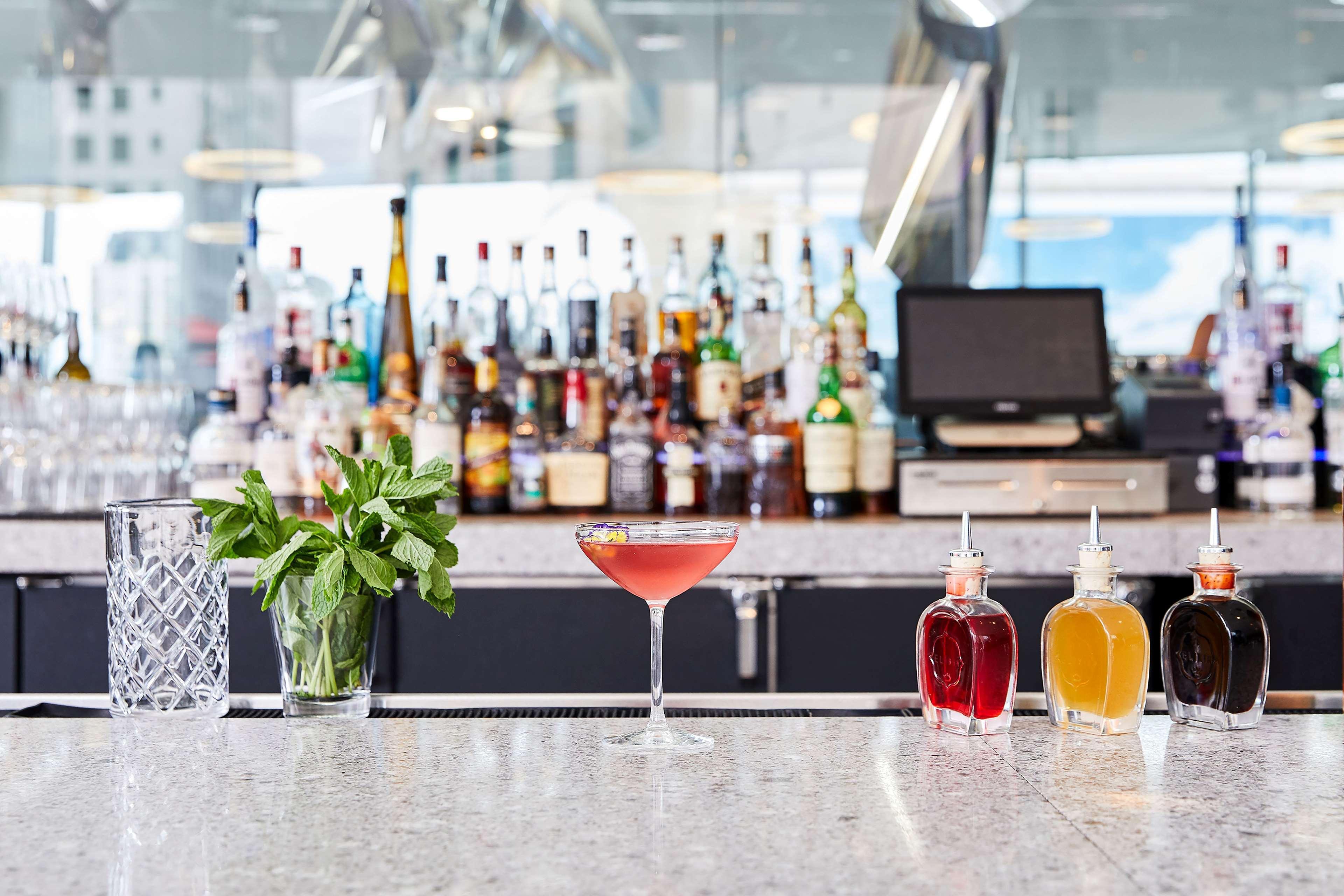 The Art Hotel Denver, Curio Collection By Hilton Bagian luar foto