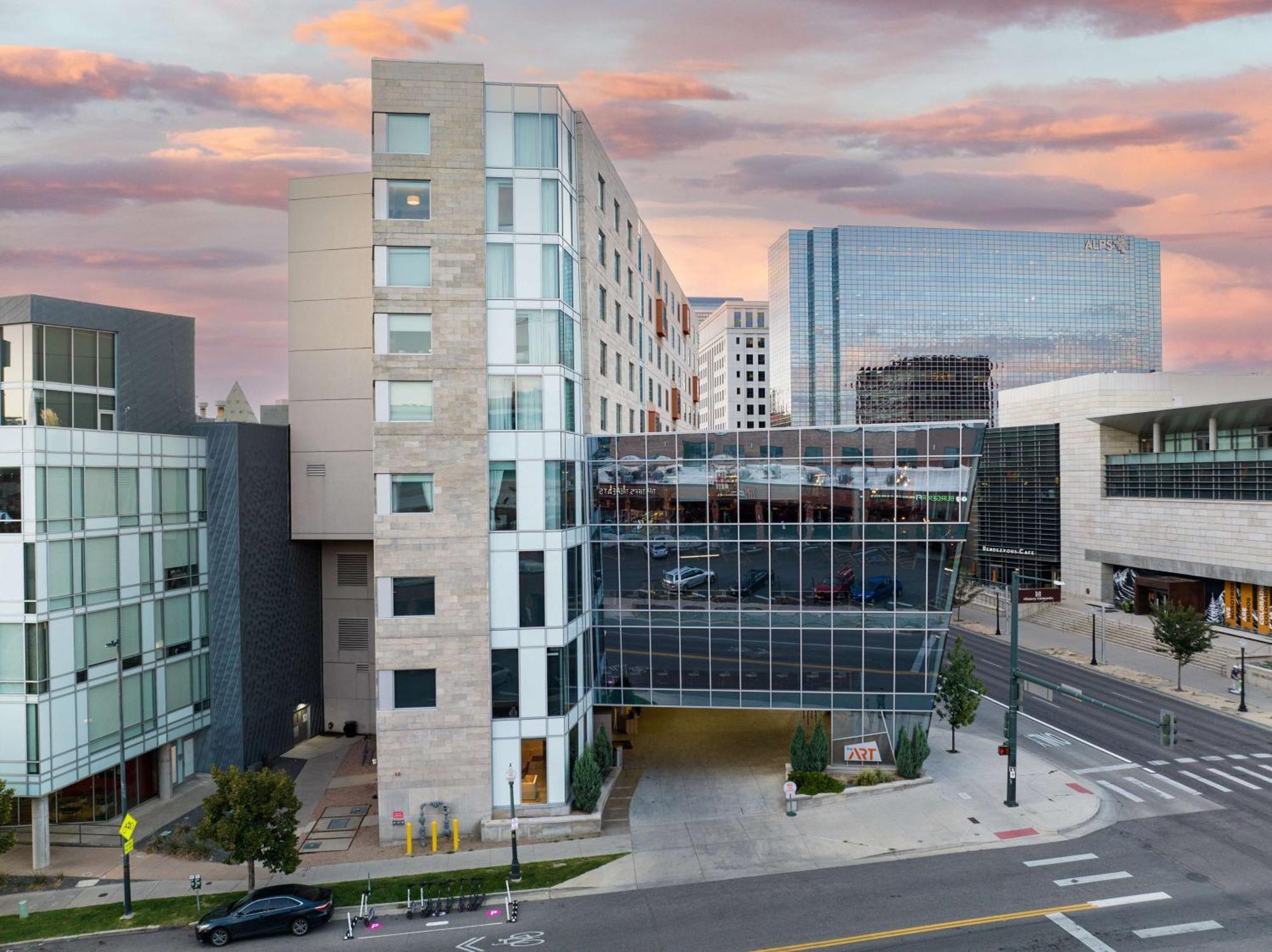 The Art Hotel Denver, Curio Collection By Hilton Bagian luar foto