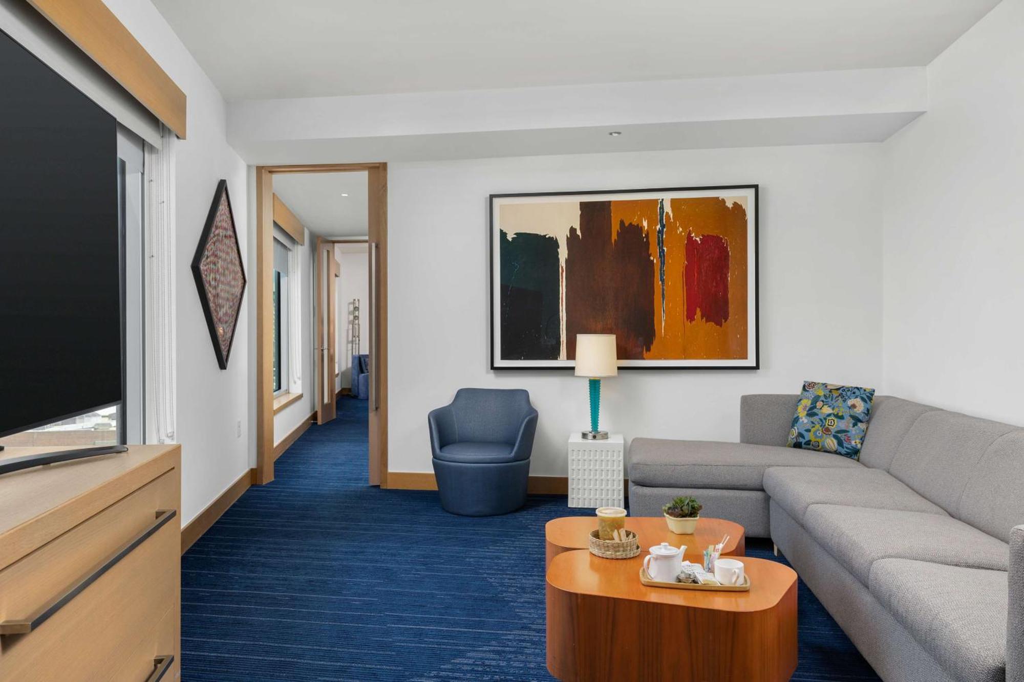 The Art Hotel Denver, Curio Collection By Hilton Bagian luar foto