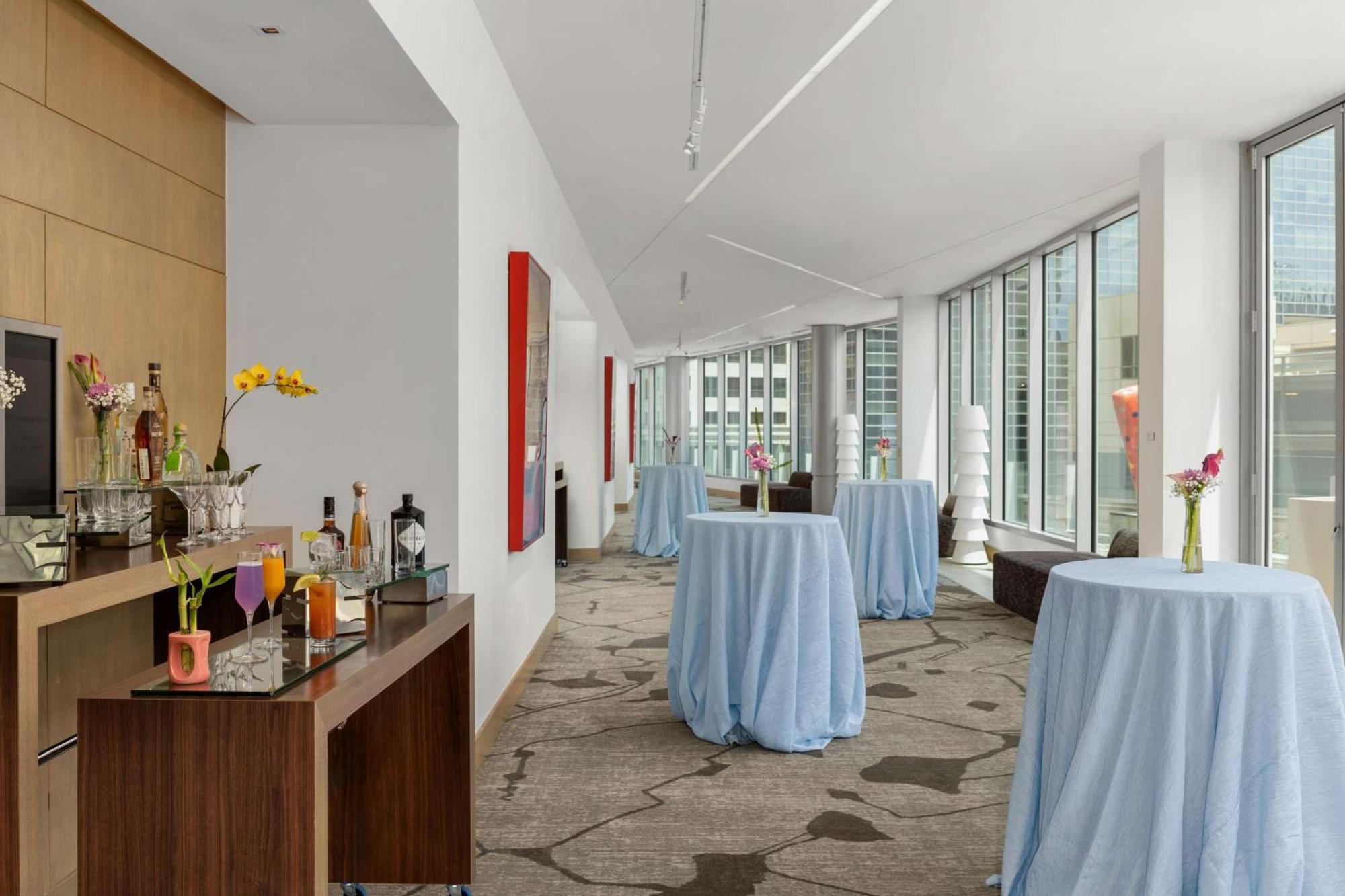 The Art Hotel Denver, Curio Collection By Hilton Bagian luar foto
