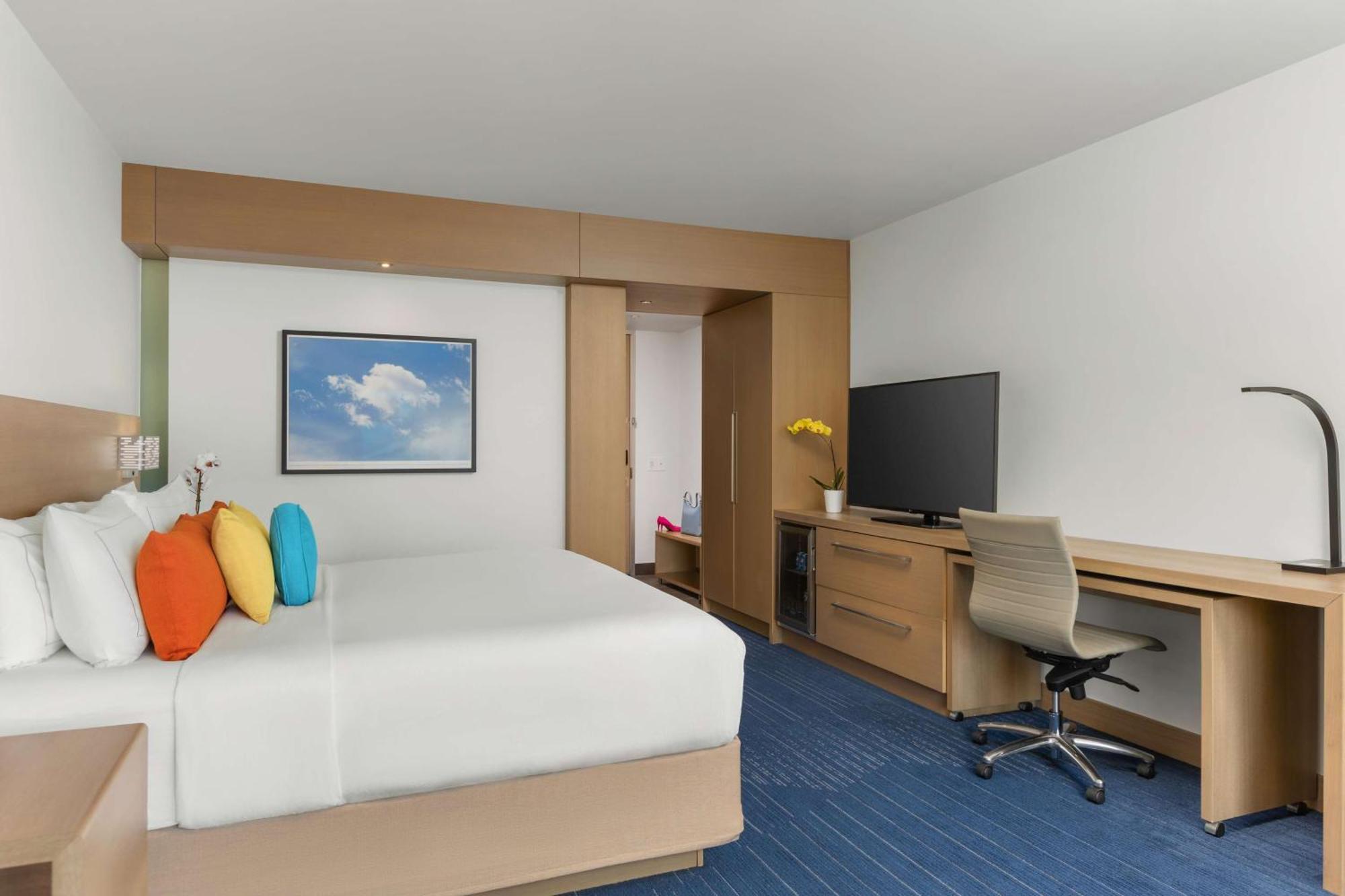 The Art Hotel Denver, Curio Collection By Hilton Bagian luar foto